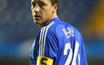 Terry forfait contre la France ?