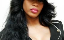 Le mannequin Collé Faye se déchaine