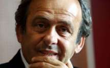 Euro 2012 : Platini juge les Bleus mais n’accable pas Nasri