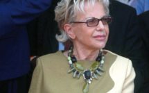 Nouvelle vie de Mme Viviane Wade: "Je fais du jogging, je m'occupe de mes petis-fils"