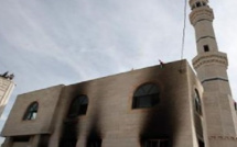 La mosquée de Mbodiène volontairement incendiée: dix exemplaires de Coran, un drap du 'wasifa', les nattes, les masques emportés par les flammes