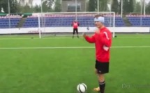 Le coup du foulard le plus dingue de l’année ?