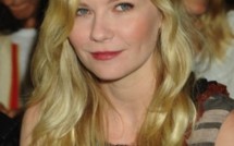 Kirsten Dunst dévoile une bague en diamant !