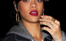 Rihanna gâte Adele