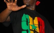 "Mbalax déé na" Simon Bisbiclan s'attaque aux Taasukat et danseuses