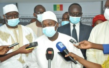 Le Ministre des Collectivités territoriales, Oumar Guèye incite les collectivités territoriales à mettre en avant l’éclairage solaire et non conventionnel