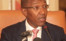 Le Premier ministre, Abdoul Mbaye salue toute l ’assistance et zappe Me Ousmane Ngom