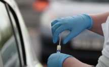 Coronavirus: un Britannique atteint de COVID-19, souffre d'une perte auditive après un passage en soins intensifs