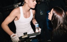 Justin Bieber : la fan qu’il a tripotée le défend !