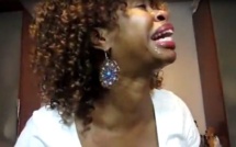 Vidéo : Cette fille a failli mourir en voulant défier le piment. Regardez