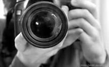 Deux photographes s'offrent en spectacle