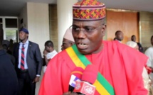 Bokk Guis Guis Touba: Cheikh Abdou Bara Dolly Mbacké persona no grata 