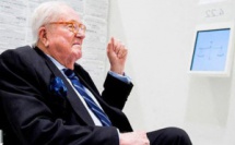 People :  Jean-Marie Le Pen s’est  marié à  92 ans à une « jeune fille de…»
