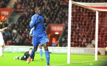 [Regardez!] Le but fabuleux de Demba Bâ qui a terrasse MU
