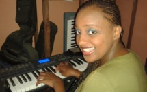 La chanteuse Paulette en studio!