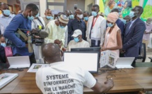 Inauguration des Pôles Emploi Entrepreneuriat: Le ministre Yankhoba Diattara a livré les clefs du Guichet Unique au Président Macky Sall