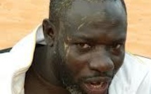 Max Mbargane sur le statut de ténor de Papa Sow : « Battre Zoss ou Baye Mandione suffit pour être un ténor confirmé »