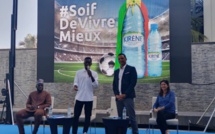 VIDEO/ PHOTOS - SIGNATURE CONTRAT ENTRE #KIRENE ET L'INTERNATIONAL IDRISSA GANA GUEYE- #LERALTV