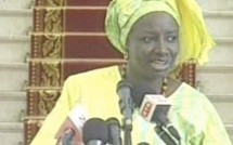 Aminata Touré, une "Dame de fer" à la tête du gouvernement
