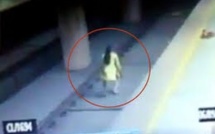 [Vidéo] Grâce à Dieu, un homme courageux sauve un train et un accident de voiture