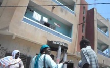 (Vidéo) Un chauffeur de clando manque de respect à une dame. « Danga rééw » lui dit-il.