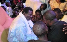 [Vidéo] Cheikh Béthio à Touba - Ziar et prières au Mausolée de Serigne Saliou 