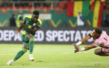 CAN Cameroun 2022: Bamba Dieng blessé au genou gauche, pourrait...