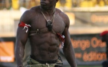 Photos-Zale Lô annonce sa retraite après sa défaite : "Je mets un terme à ma carrière de lutteur"