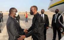 Le Président Paul Kagamé en escale technique à Dakar : Les images de son accueil par le chef de l’Etat Macky Sall