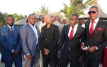 Quand Paco Jackson et Mame Goor se disputent la place avec les gardes du corps de Cheikh Amar