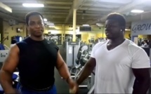 Zoss s'entraîne aux États-Unis et se met a parler anglais. Regardez