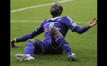 (Vidéo) Après leur victoire sur Bruges, Cheikhou Kouyaté et ses coéquipiers chassés et insultés par les supporters