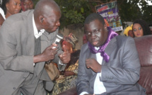 Ses affiches de campagne détruites : El Malick Seck accuse les partisans d’Idrissa Seck et porte plainte contre X