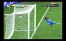 Vidéo: Les deux buts du Chili face à l'Espagne