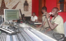 Pape Diouf en studio: Le chanteur concocte un nouvel album