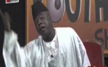 Vidéo: Kouthia Show raille Farba Ngom