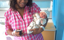 Une maman noire donne naissance à un bébé blanc