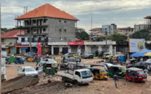 Cadre de vie : Ouest Foire dénonce l’occupation anarchique de son quartier, encouragée par la mairie