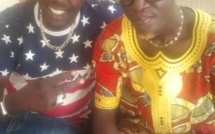Babacar Seck et son ami Baka Niang en studio