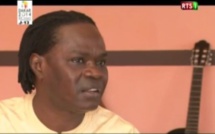 Vidéo : Baba Maal parle de sa mère, de son fils tous décédés. Emouvant