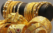 Un amour à la folie : Elle vole les bijoux en or de sa sœur, pour son copain