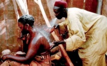 Ces charlatans qui nous ligotent