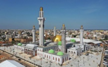 Grande Mosquée de Tivaouane : L’homme d’affaires Aziz Ndiaye verse une nouvelle contribution de 100 millions FCfa
