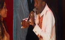 Video- Anniversaire de Kiné Lam : La belle fille de Kiné Lam couvre Wally Seck de billets de banque!