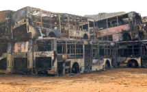 Confessions dégoûtantes du pyromane présumé des bus de DDD à Keur Massar  : « Je cherchais juste le buzz »
