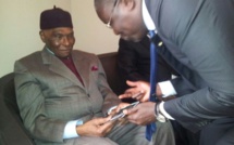 Hommage aux victimes de Charlie Hebdo : Me Wade et Babacar Gaye ne surfent pas sur la même vague