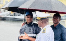 Suite au tragique chavirement d’une pirogue à Ouakam : Antoine Félix Abdoulaye Diome, Ministre de l’Intérieur, s’est rendu sur les lieux en mer