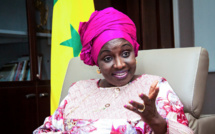 Mme Aminata TOURE, Ex-Première Ministre, bloquée au Commissariat Spécial de Keur Ayib lors de son voyage pour le Ziar Annuel à Marsassoum"