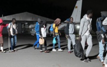 Sept migrants malades ou en convalescence seront rapatriés par avion, mercredi