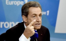 Sarkozy dénonce les "mensonges" de Hollande, sa candidature en 2017 pas "obligatoire"